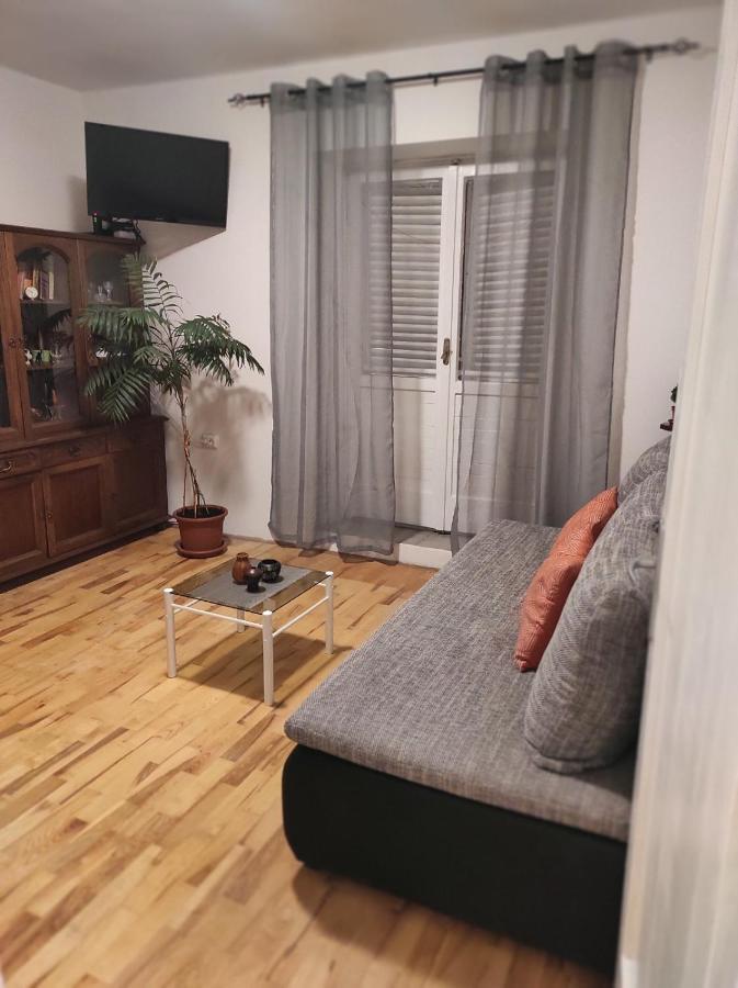דירות זאדאר Aurora Apartman מראה חיצוני תמונה